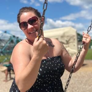 Meet your Posher, Marilyn